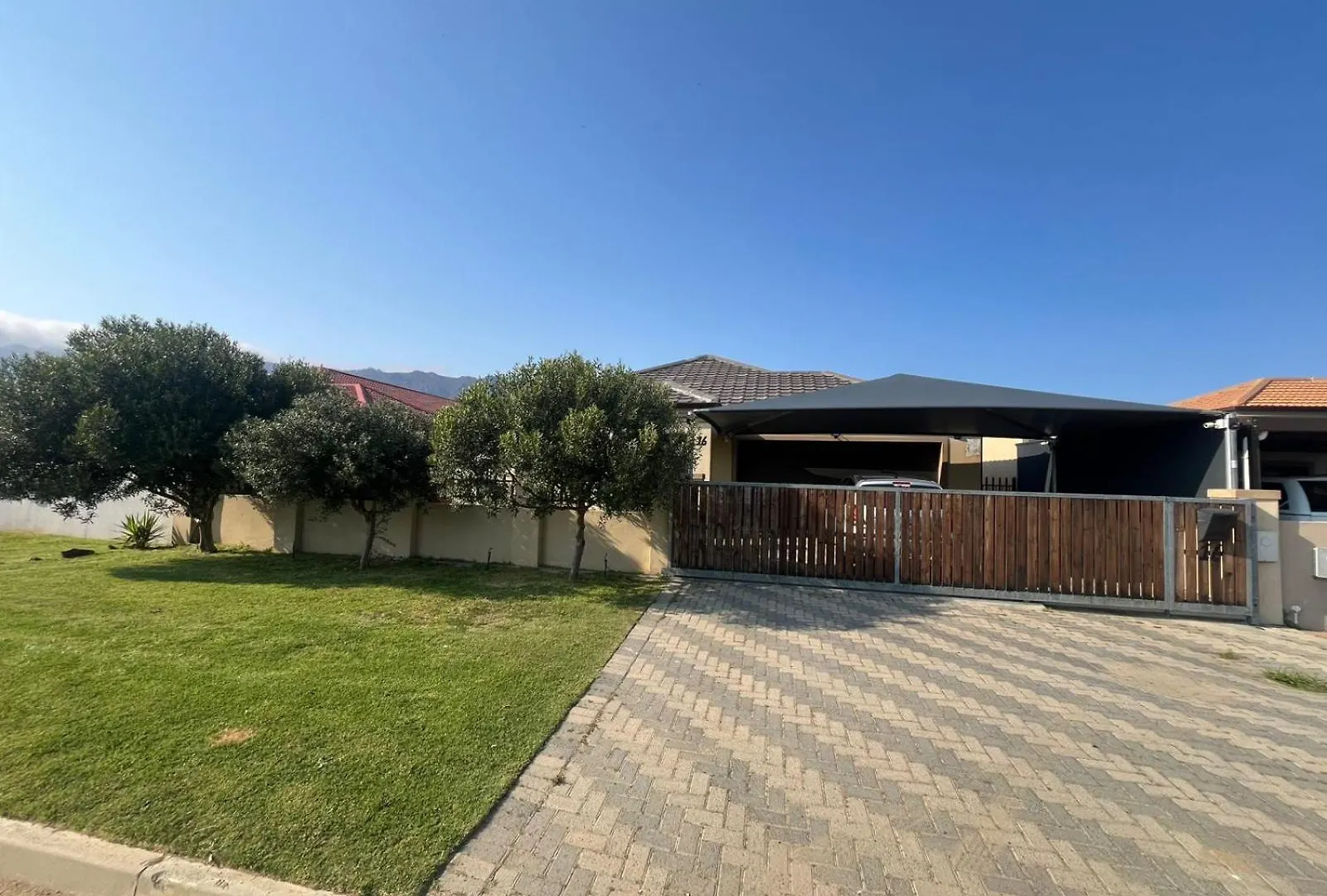 16 St Andrews Drive, Fairview Golf Estate, Gordon\'S Bay contacts